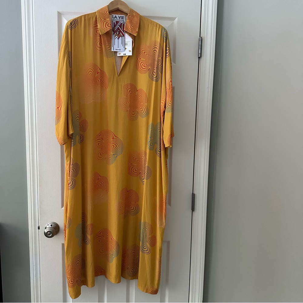 La Vie En Rose Mustard Yellow Patterned Midi Dress